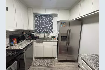 1109 N Howeth Street, Gainesville, TX 76240 - Photo 4