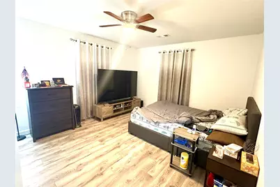 1109 N Howeth Street, Gainesville, TX 76240 - Photo 8