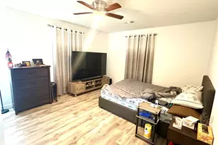 1109 N Howeth St, Gainesville, TX 76240 - Photo 8