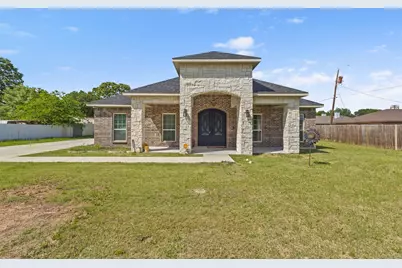 11101 Leeper Drive, Balch Springs, TX 75180 - Photo 2