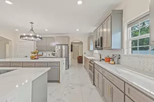 11101 Leeper Dr, Balch Springs, TX 75180 - Photo 10