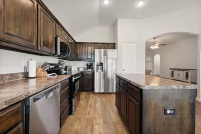 9224 Diane Drive, White Settlement, TX 76108 - Photo 10