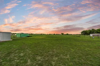 11979 Chisum Road, Sanger, TX 76266 - Photo 32