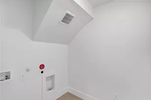 2153 Sandlin Dr, Fort Worth, TX 76308 - Photo 18