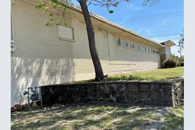 1306 13th Street, Bridgeport, TX 76426 - Photo 2