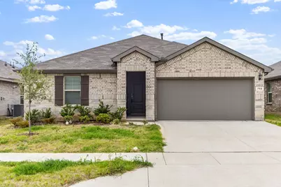 752 Cedarbrook Drive, Fort Worth, TX 76131 - Photo 1