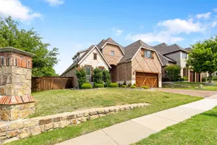 2131 N Hill Dr, Irving, TX 75038 - Photo 2