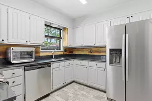 661 Clover Ln, Keller, TX 76248 - Photo 6