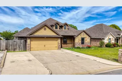 1207 Butterfield Street, Bridgeport, TX 76426 - Photo 2