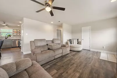 106 Toowoomba Lane, Weatherford, TX 76085 - Photo 6