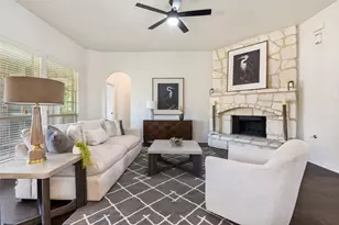 1415 Genesis Dr, Mansfield, TX 76063 - Photo 8