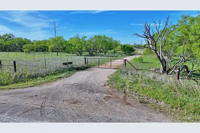 0 Applegate, Bowie, TX 76230 - Photo 24
