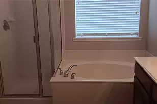 2740 Beacon Hill Dr, Rockwall, TX 75087 - Photo 12