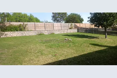2740 Beacon Hill Drive, Rockwall, TX 75087 - Photo 14