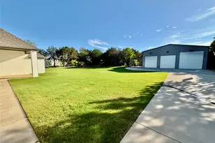 1016 Forest Glen Rd, Weatherford, TX 76087 - Photo 32