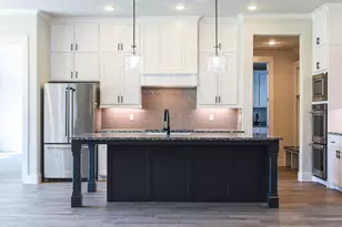 1016 Forest Glen Rd, Weatherford, TX 76087 - Photo 2