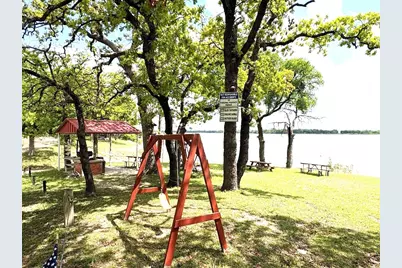 7060 Jay Lane, Azle, TX 76020 - Photo 32