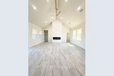 532 Highview Court, Godley, TX 76044 - Photo 2