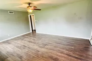 4247 Summitt Ridge, Dallas, TX 75216 - Photo 2