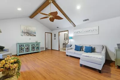 2307 Castle Rock Road, Carrollton, TX 75007 - Photo 10