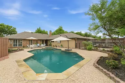 2307 Castle Rock Road, Carrollton, TX 75007 - Photo 34