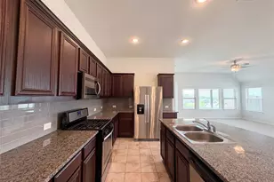 6945 Talon Bluff Dr, Fort Worth, TX 76179 - Photo 2