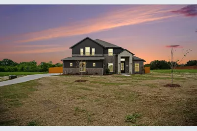 979 Beaverbrook Lane, DeSoto, TX 75115 - Photo 2