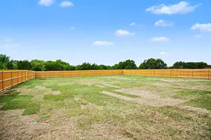 979 Beaverbrook Ln, DeSoto, TX 75115 - Photo 30