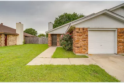 926 Irene Street, Burleson, TX 76028 - Photo 4