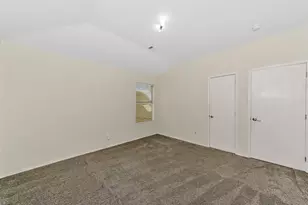 1020 Breeders Cup Dr, Fort Worth, TX 76179 - Photo 32