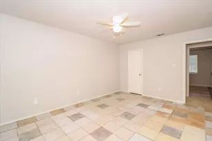 5706 Guildwood Dr, Arlington, TX 76017 - Photo 20