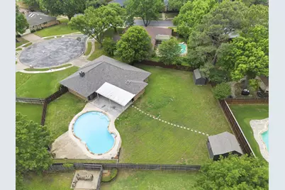 408 Christine Court, Euless, TX 76039 - Photo 2
