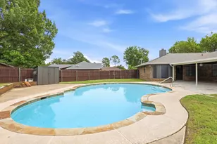 408 Christine Ct, Euless, TX 76039 - Photo 40