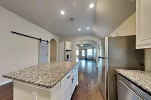 816 Water Garden Cir, Little Elm, TX 75068 - Photo 4