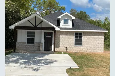 313 E Nelson Street, Denison, TX 75021 - Photo 1