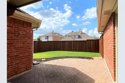 9900 Buckingham Lane, Frisco, TX 75035 - Photo 8