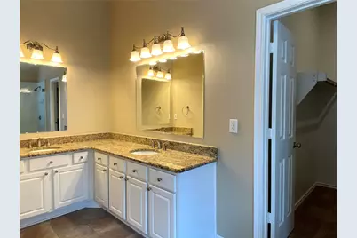 9900 Buckingham Lane, Frisco, TX 75035 - Photo 14