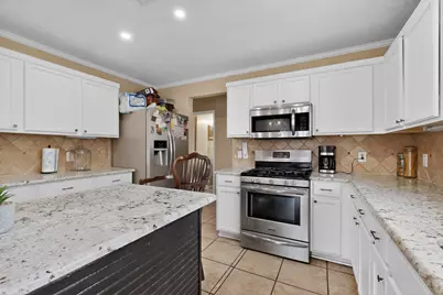 7200 Lake Whitney Drive, Arlington, TX 76002 - Photo 12