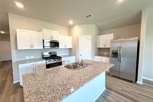 8516 Dunnstown Dr, Fort Worth, TX 76131 - Photo 2