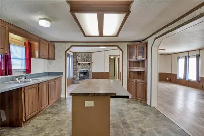 4040 Dillard Court, Joshua, TX 76058 - Photo 14