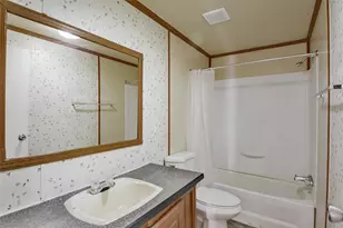 4040 Dillard Ct, Joshua, TX 76058 - Photo 28