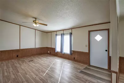 4040 Dillard Court, Joshua, TX 76058 - Photo 4