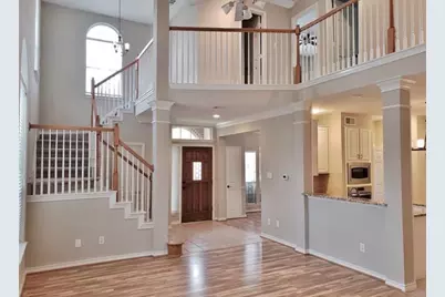 211 Moss Hill Road, Irving, TX 75063 - Photo 2