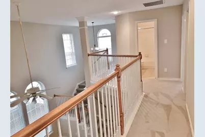 211 Moss Hill Road, Irving, TX 75063 - Photo 8