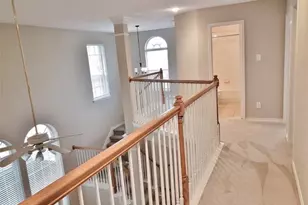 211 Moss Hill Rd, Irving, TX 75063 - Photo 8