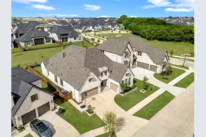 14736 Gerbera Daisy Road, Frisco, TX 75035 - Photo 2