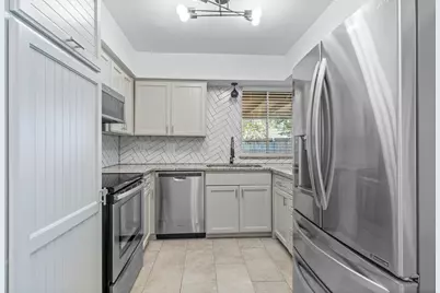 11813 Leisure Drive, Dallas, TX 75243 - Photo 10