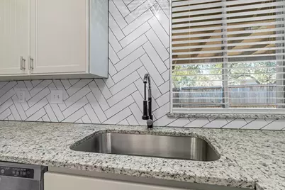 11813 Leisure Drive, Dallas, TX 75243 - Photo 12