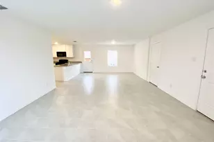 6905 Adderly Rd, Pilot Point, TX 76258 - Photo 2