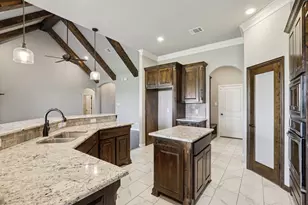 1020 Jesse James Ln, Springtown, TX 76082 - Photo 12